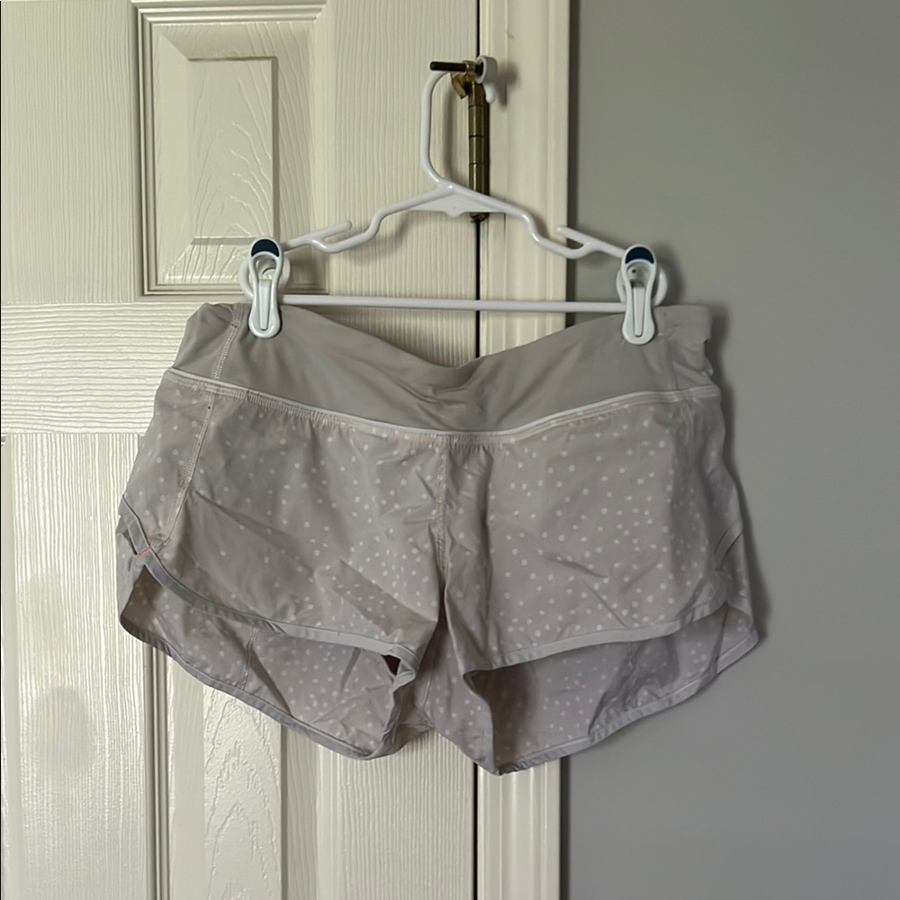 Lululemon Women's Gray Polka Dot Shorts Size 8